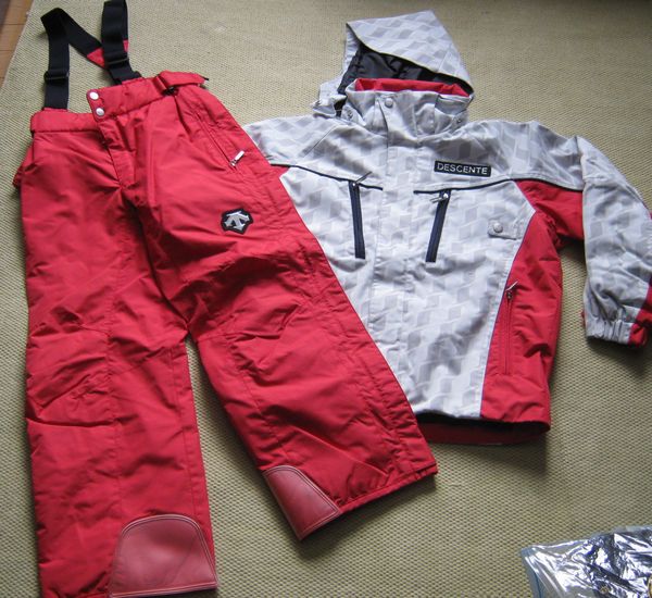 DESCENTE　レーシング対応ウェア　_画像1